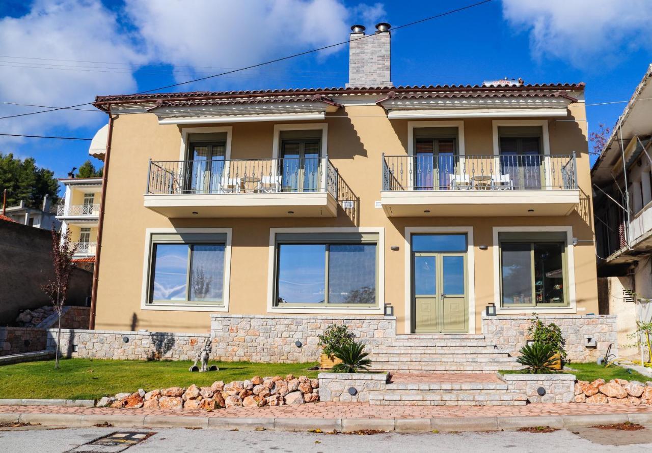 East & West Seaside Apartments Jáltra Kültér fotó